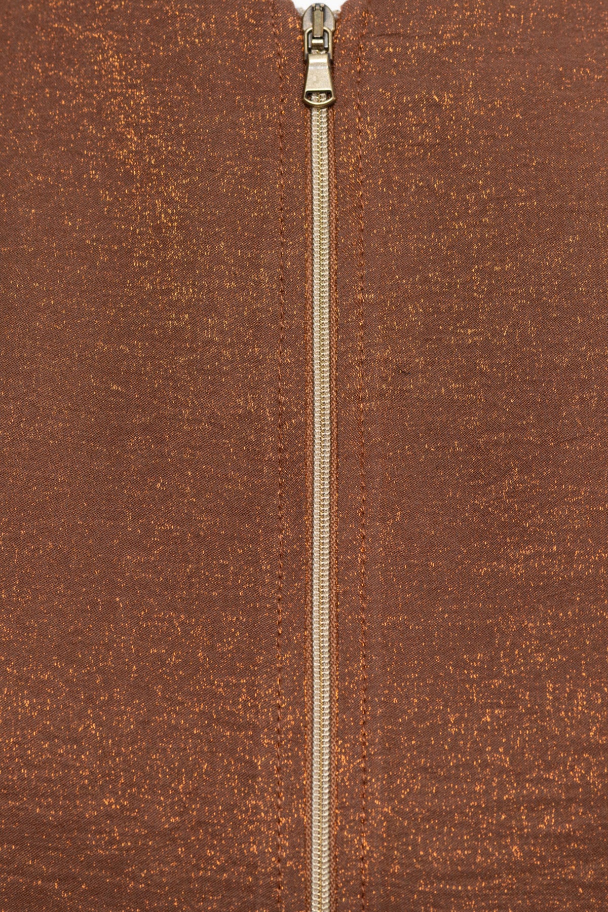 Lichte koperen jas van &Co woman, Zarina Copper JA138, met stijlvolle pasvorm en modieuze details.