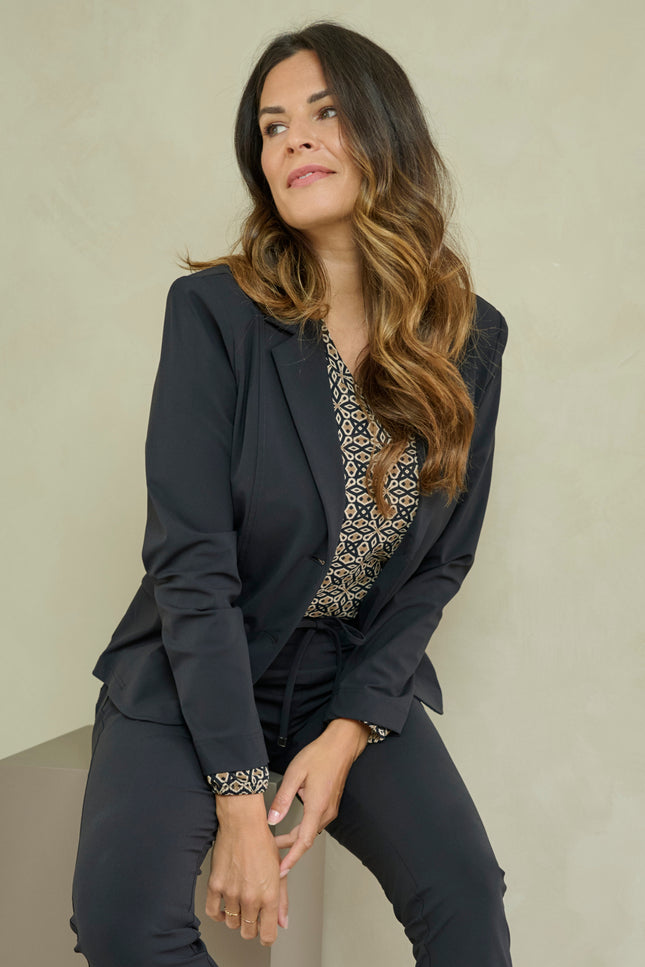 Travel Top Vanessa Black Camel 255