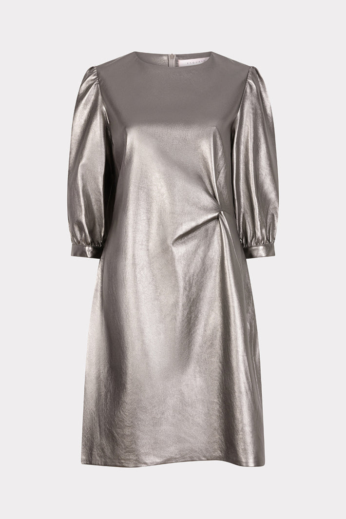 Donkere zilveren PU-jurk van EsQualo met elegante pasvorm en glanzende afwerking, gedragen door een model.