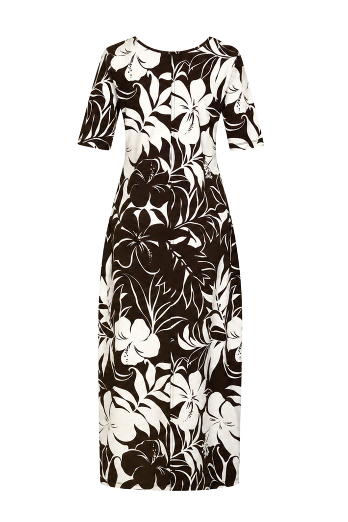 Mi Piace tropical travel jurk met hibiscus print in espresso, korte mouwen en vloeiende stof, perfect voor zomerse dagen.