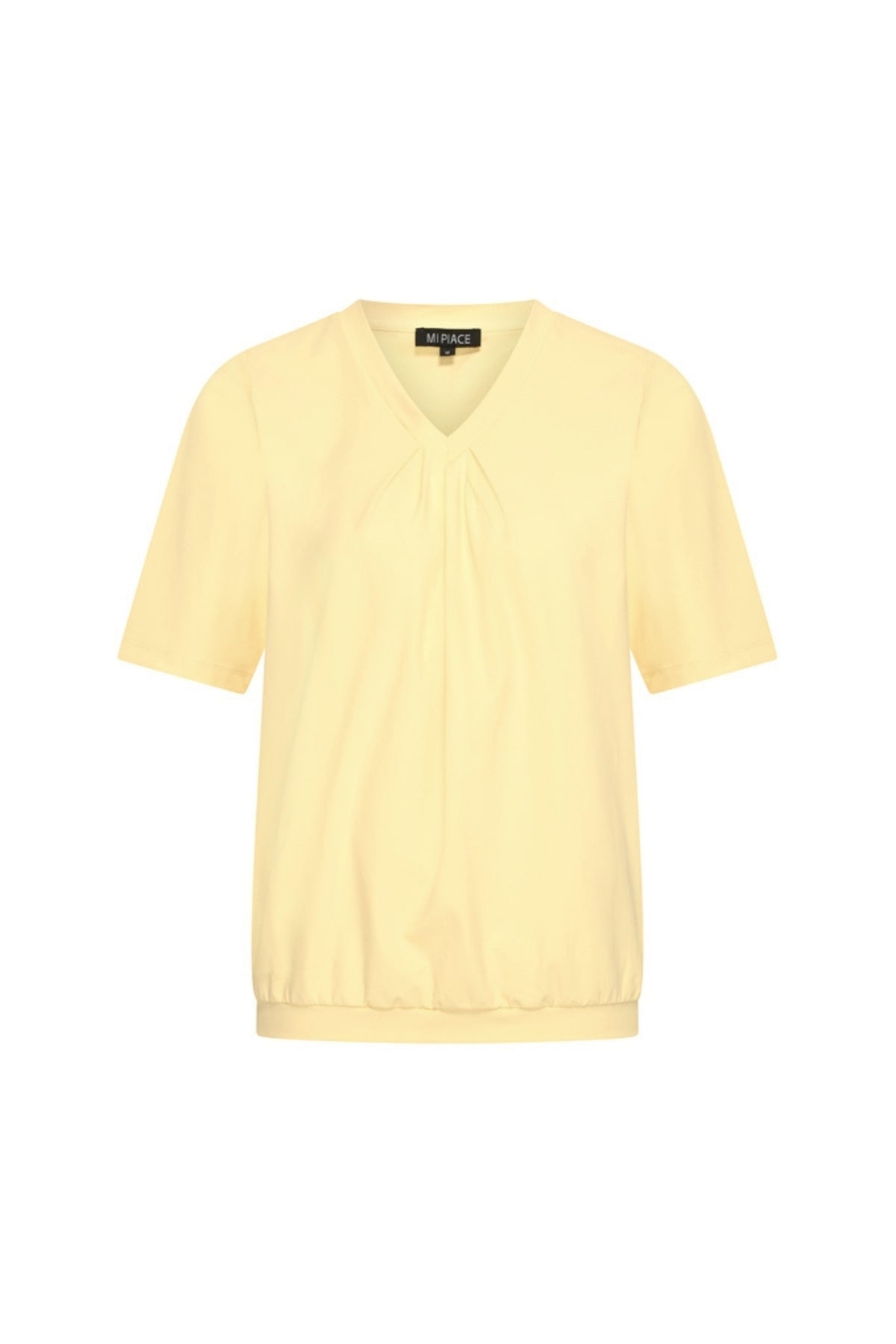 Lemon gele travel top met geplooide details van Mi Piace, geschikt voor reizen en casual dragen