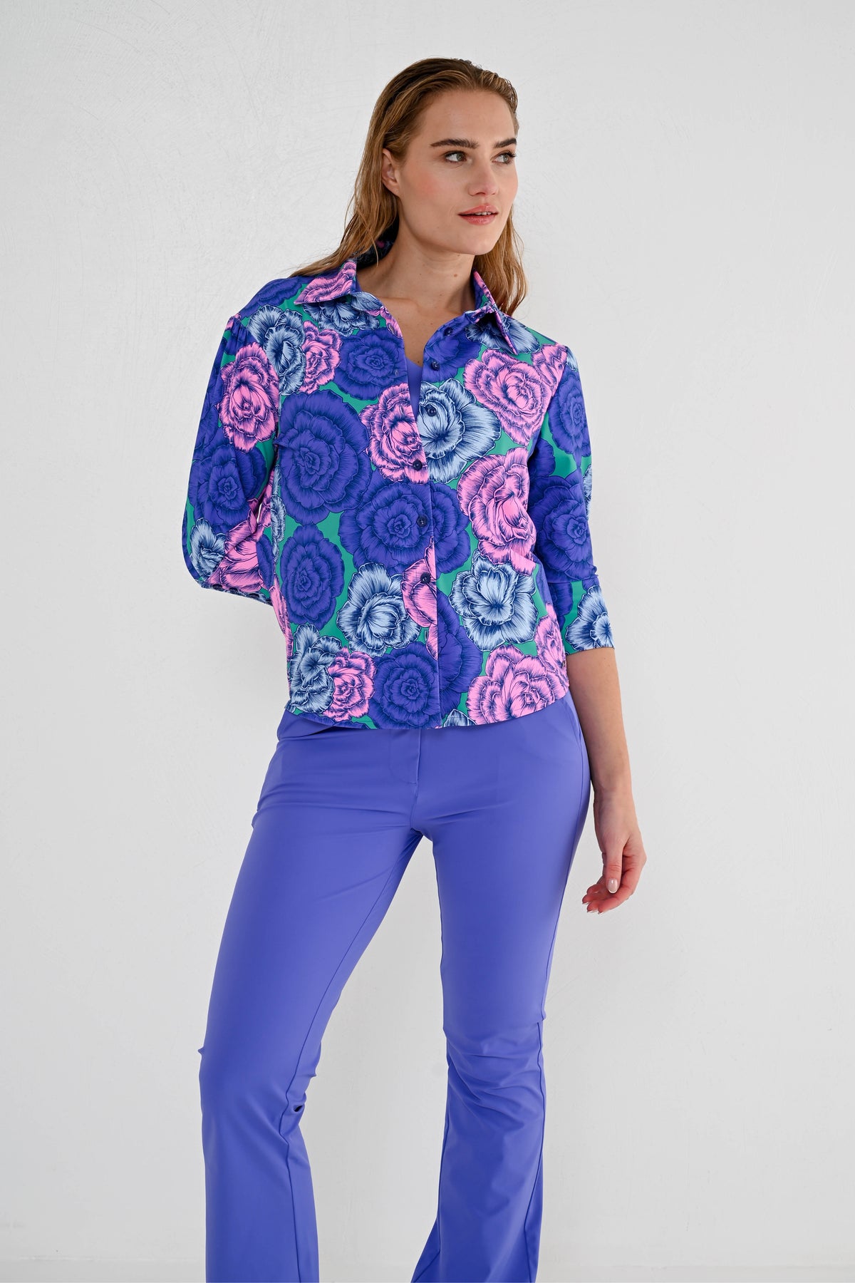 Lichte blauwe reisbroek Maro van Maicazz & Zizo, casual pasvorm, comfortabel voor reizen en dagelijks gebruik
