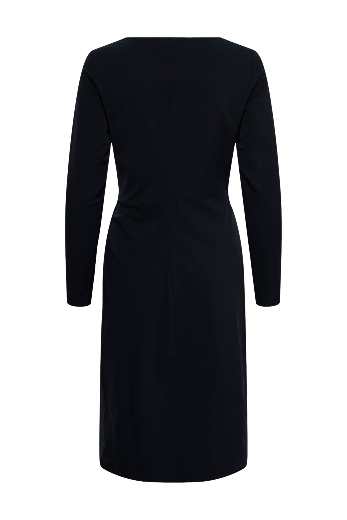 Navy blauwe reisjurk Pia van &Co woman, elegante kleding met vlakke taille en comfortabele pasvorm, getoond op model.