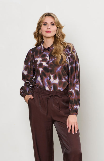 &Co woman Blouse Avin Purple Tie-Dye Iris Multi BL386 Stretchshop.nl