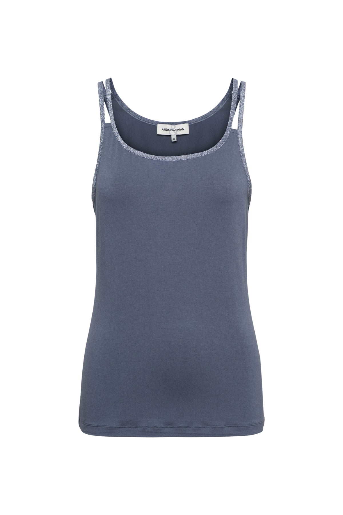 Zwart singlet van &Co woman, Selly Dark Slate SG112, getoond in close-up met ronde hals en zachte stoftextuur.