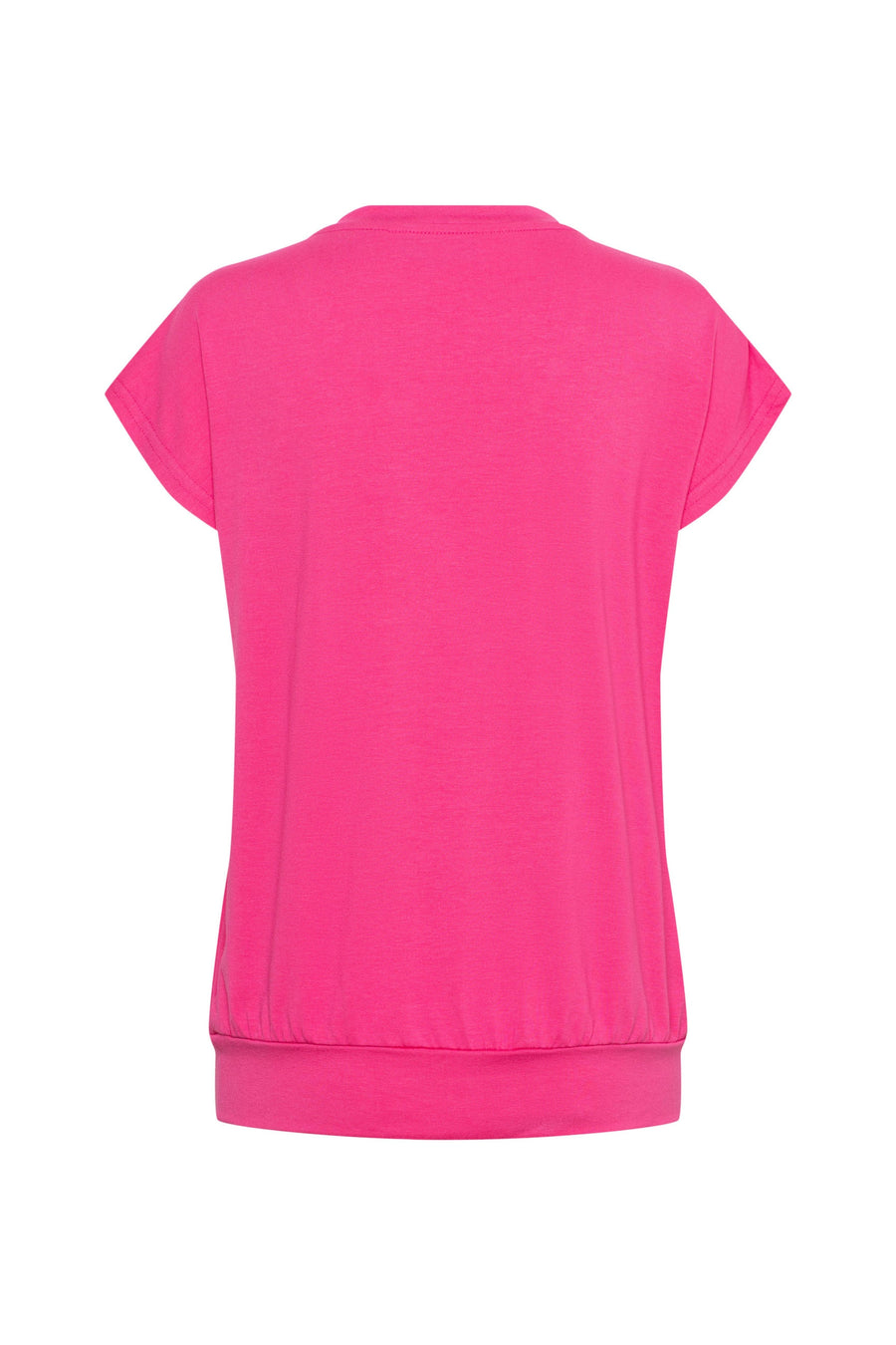 Roze top Lucia van &Co woman met lichte stof en ronde hals, gedragen door een model.