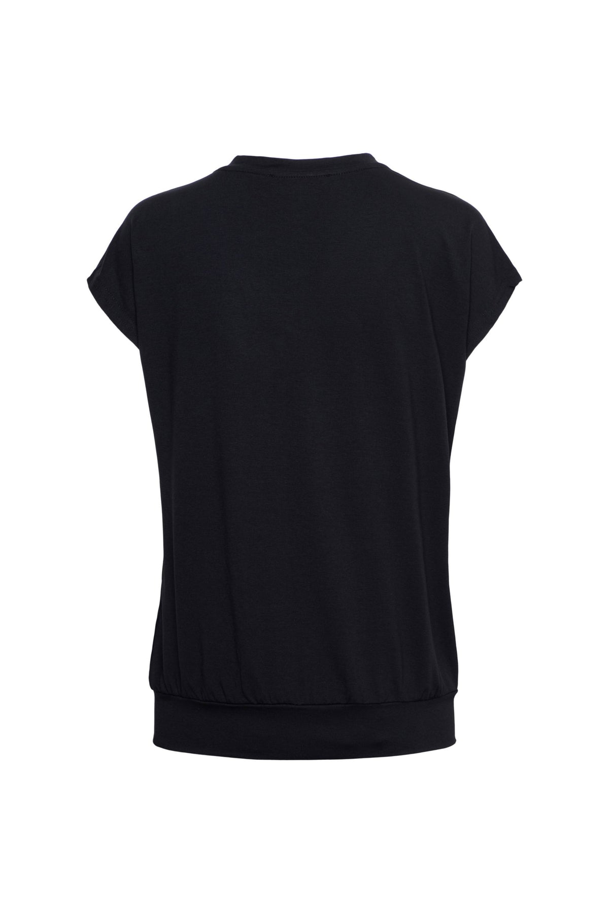 Navyblauwe top Lucia van &Co woman, casual damestop met ronde hals en zachte stof, op een witte achtergrond.