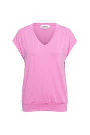 Roze top Lucia van &Co woman, modieuze damesblouse met ronde hals en korte mouwen, casual en stijlvol voor dagelijks gebruik