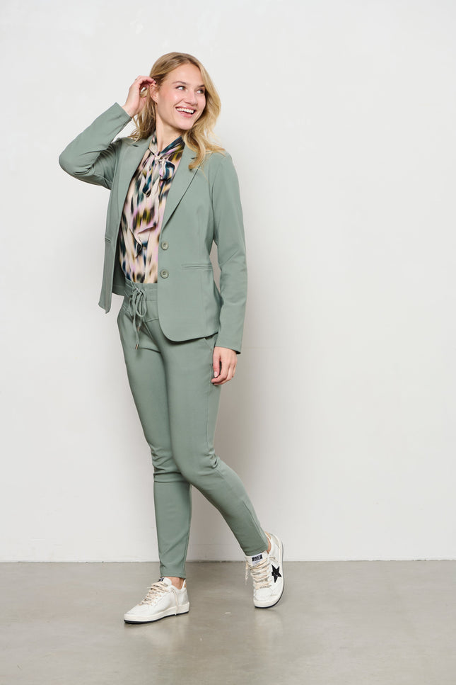 &Co woman Travel Blazer Phileine Khaki BZ110-2 Stretchshop.nl