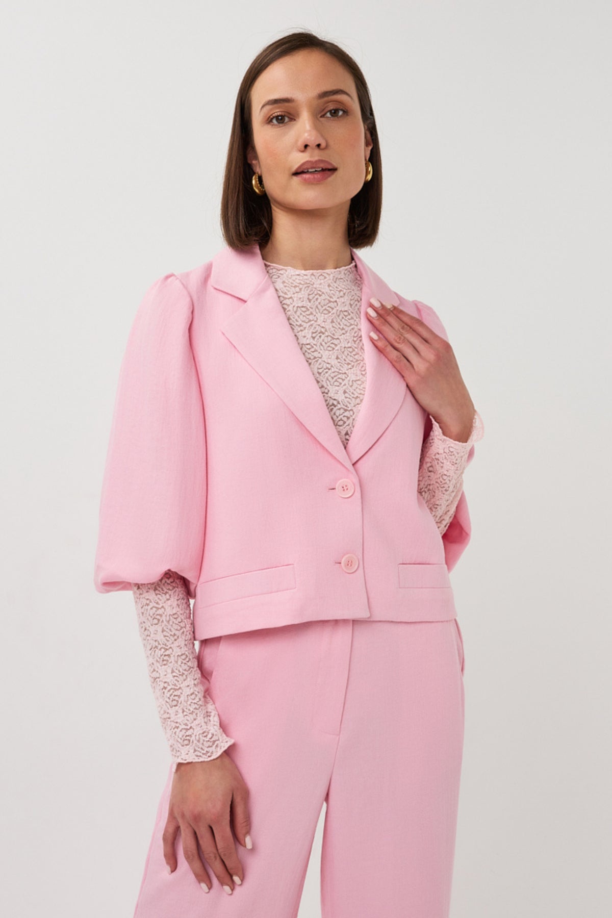 Tweed cropped blazer van EsQualo met puffy mouwen en romantische rozenprint, stijlvolle damesjas voor een elegante look