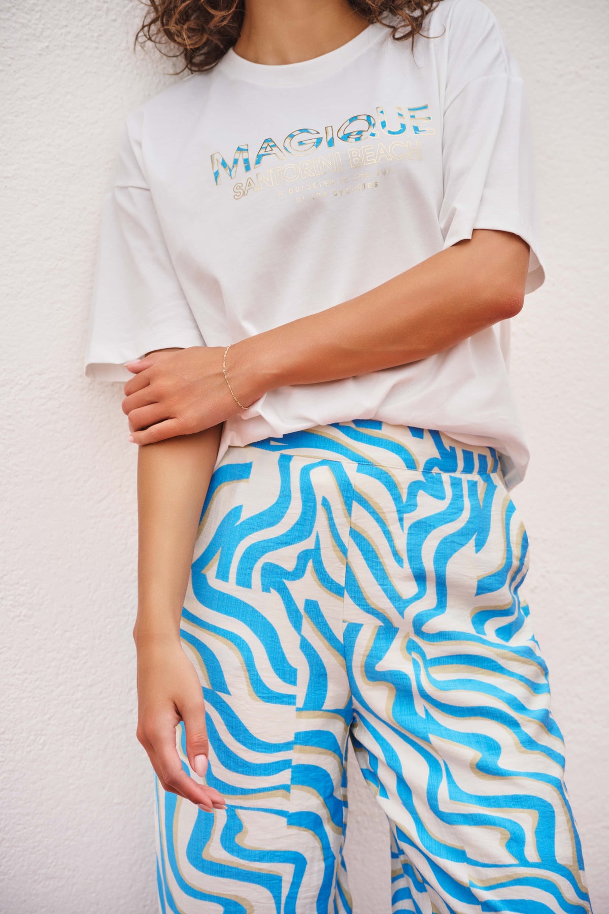 Elektrische broek van EsQualo met zebraprint, comfortabel en stijlvol, zichtbaar in de afbeelding.