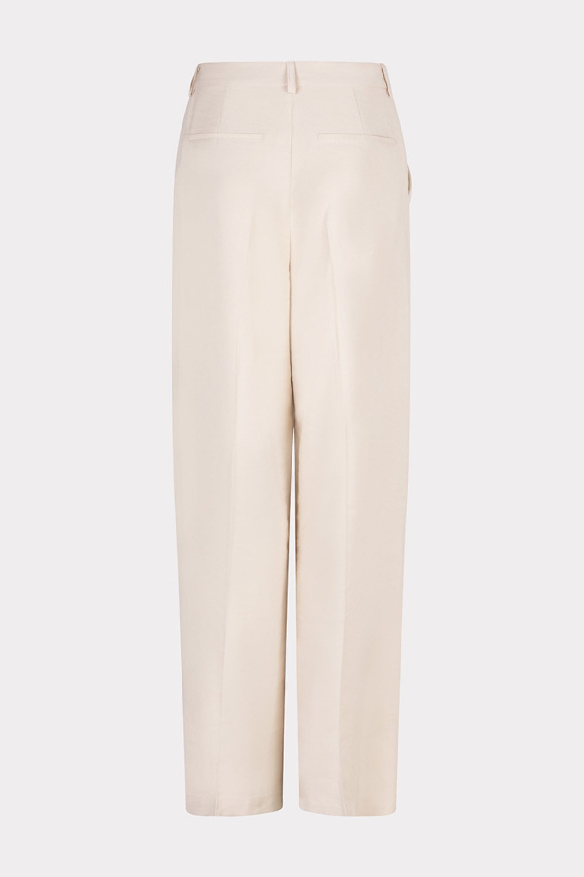 Licht sandkleurige plissébroek van EsQualo, comfortabel en stijlvol, zichtbaar met geplooide details en tailleband.