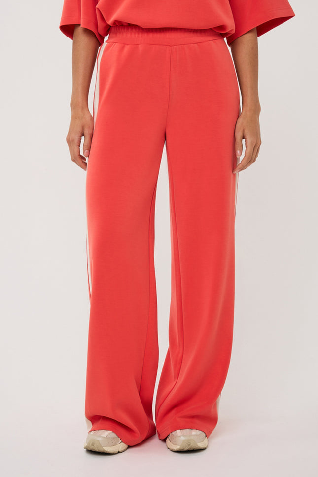 EsQualo Broek Wide Stripe Modal Chili Red SP26.05006 Stretchshop.nl