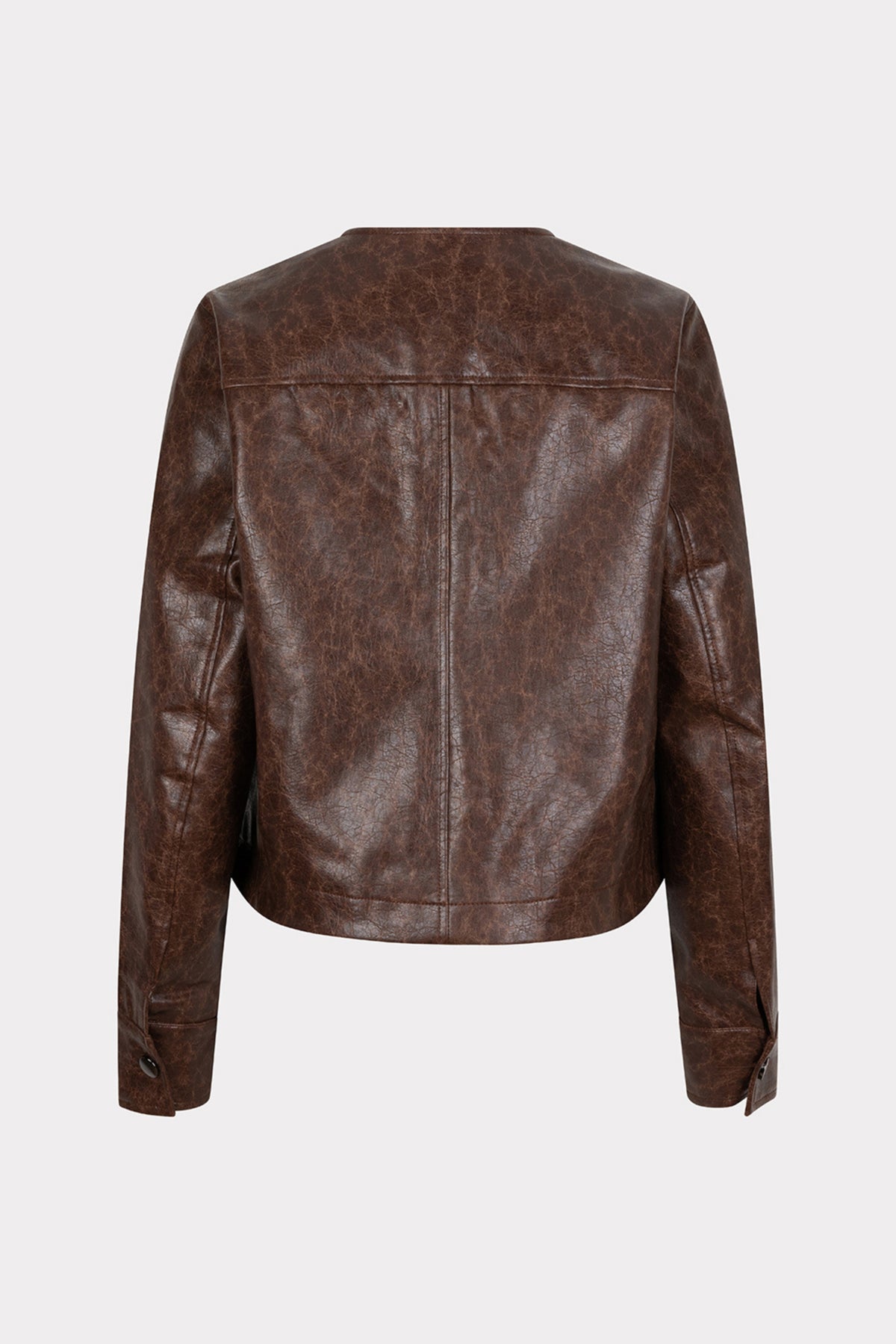 Lichte chocoladebruine EsQualo Jacket Lacquer W25.11700 met glanzende afwerking en elegante snit, gedragen door een model.