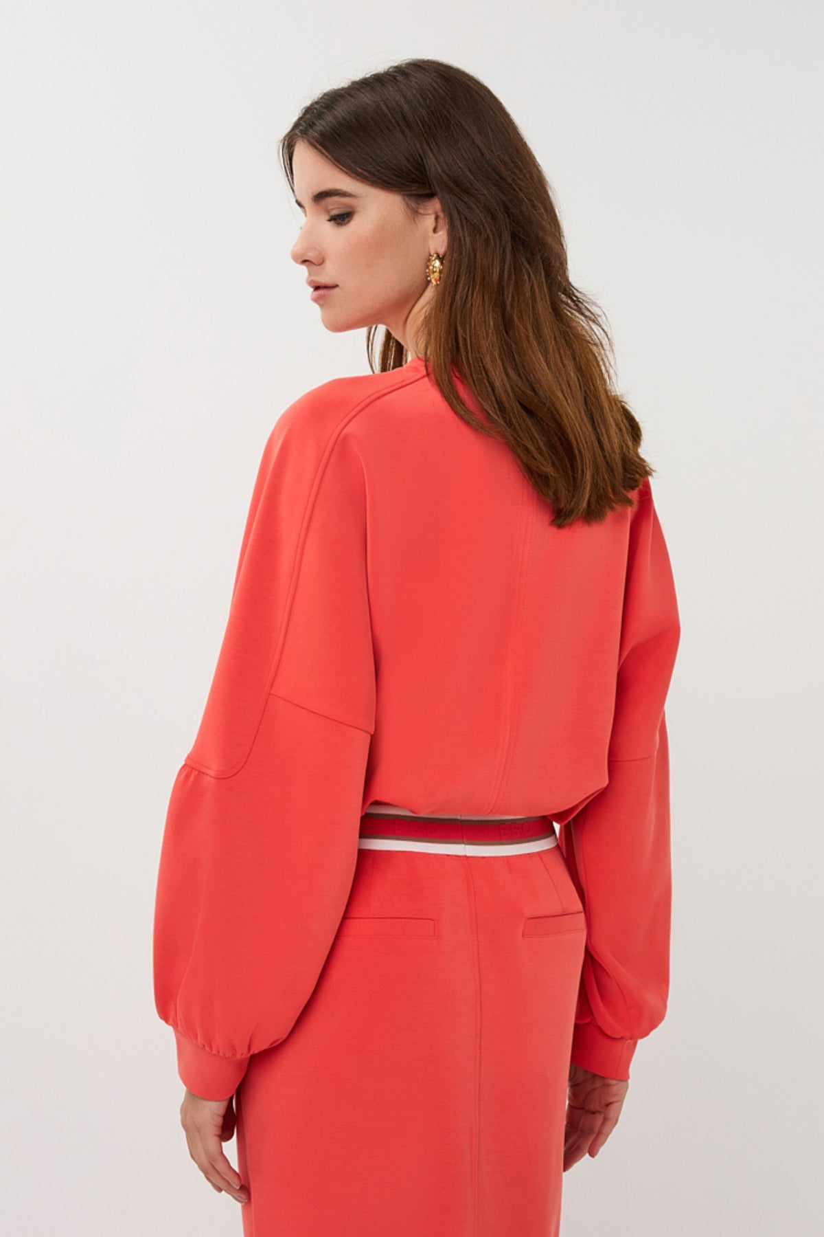 EsQualo Fancy Slve Modal trui in chili rood, zachte stof en comfortabele pasvorm, geschikt voor casual draagstijl