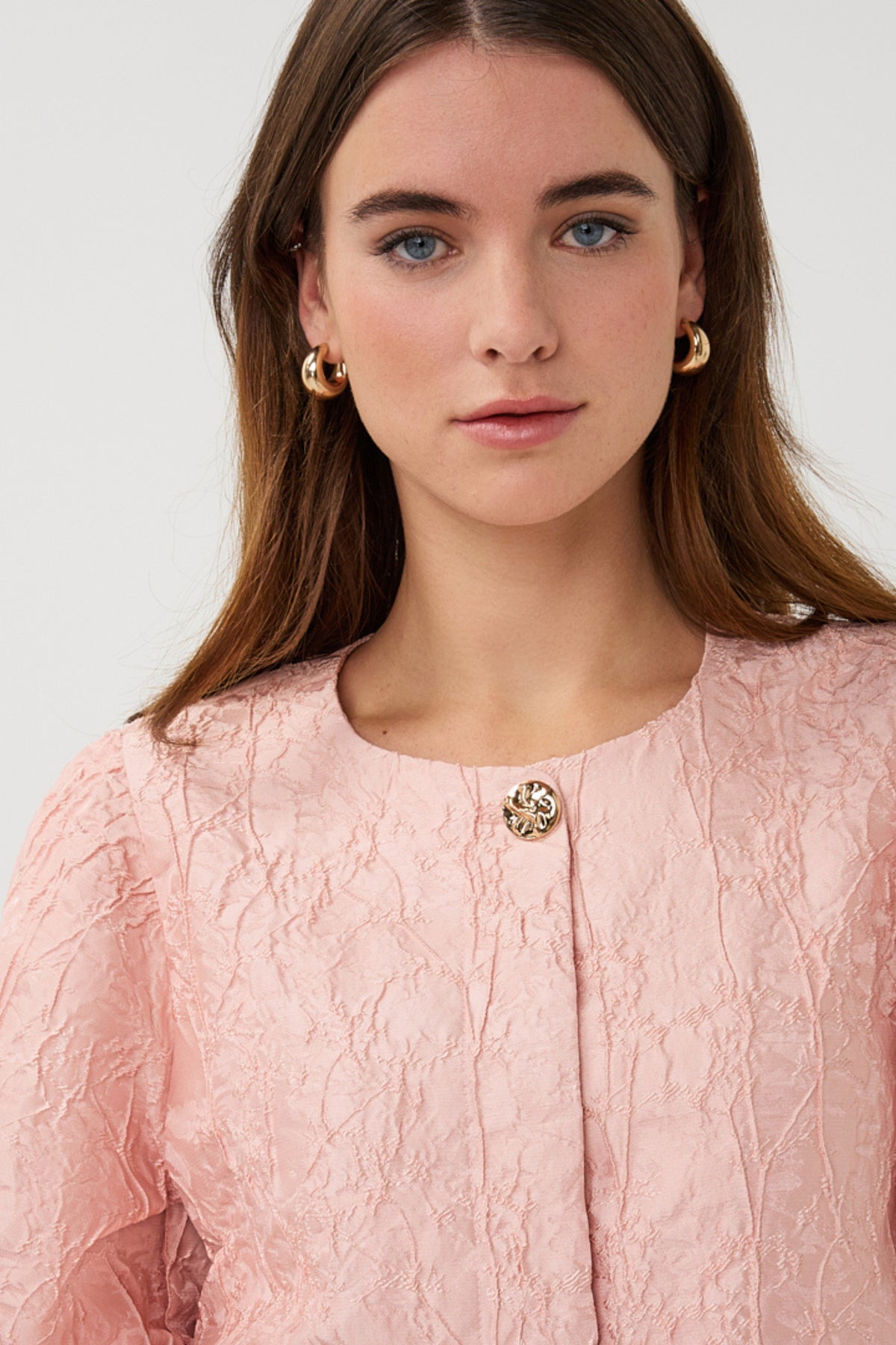EsQualo Balloon Jacquard top in faded rose met ballonmouwen en jacquard patroon, stijlvolle damesmode.