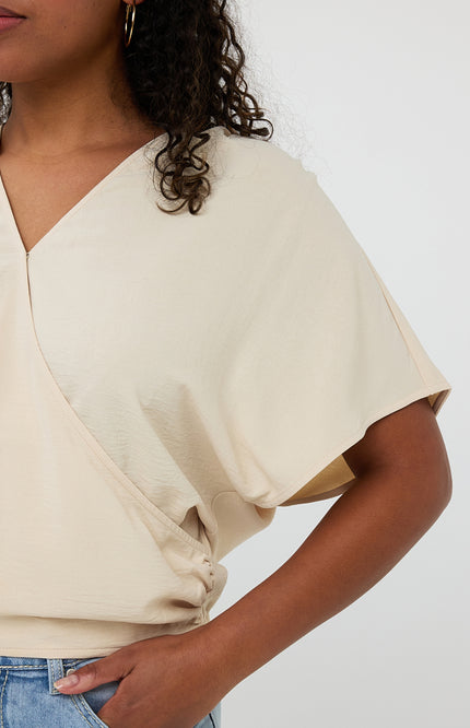 EsQualo Top Overlap Crinkle Sand HS25.10218 Stretchshop.nl