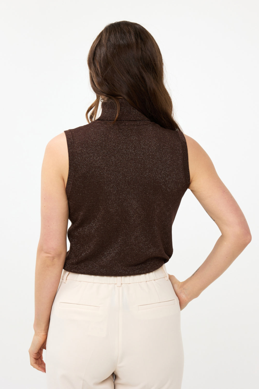 EsQualo top met lange mouwen en lurex in chocoladebruin, elegant en glanzend, geschikt voor stijlvolle outfits