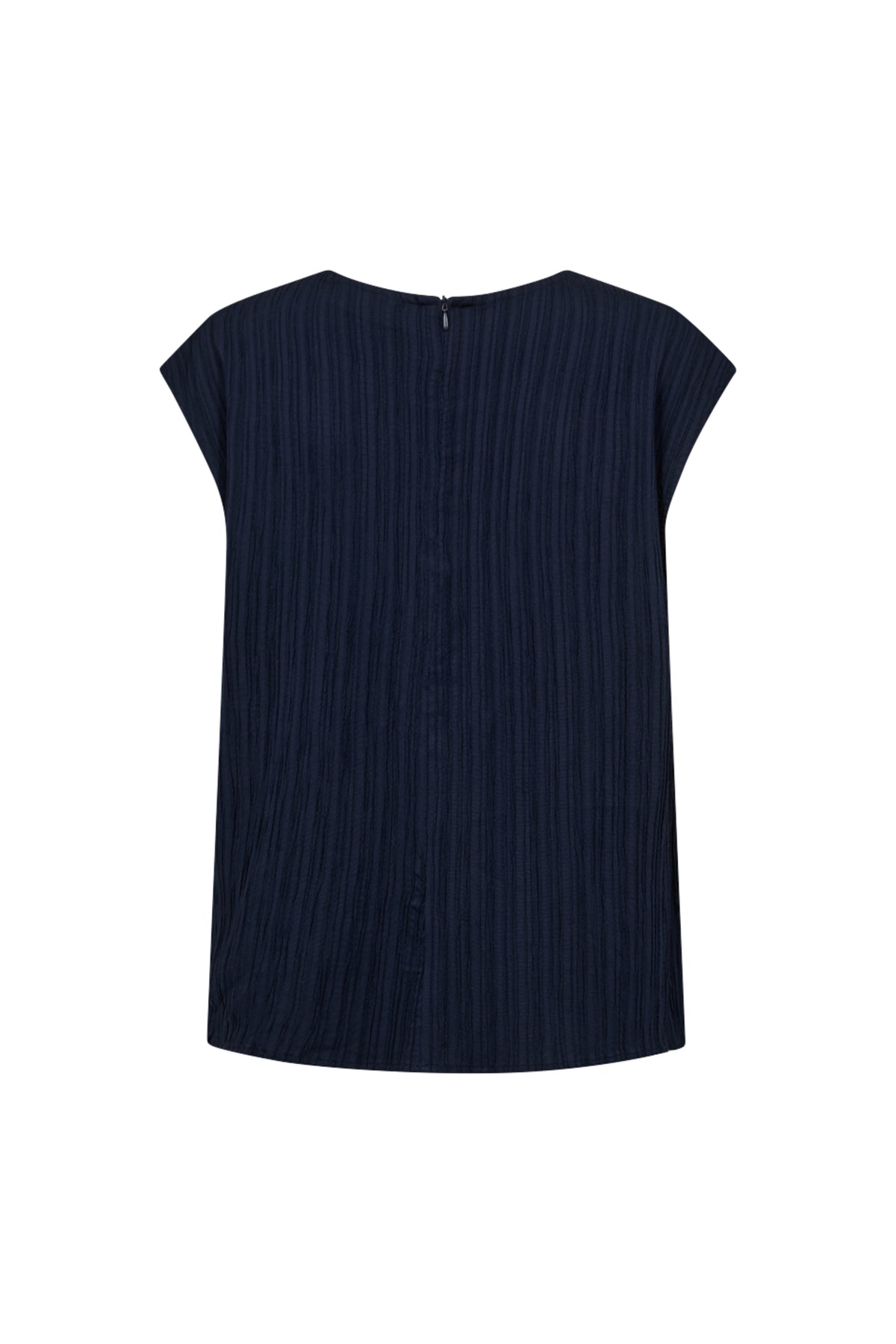 Navy blauwe blouse van Freequent, model Fqgrsvalse, met stijlvolle pasvorm en knopen, geschikt voor casual en zakelijke outfits.