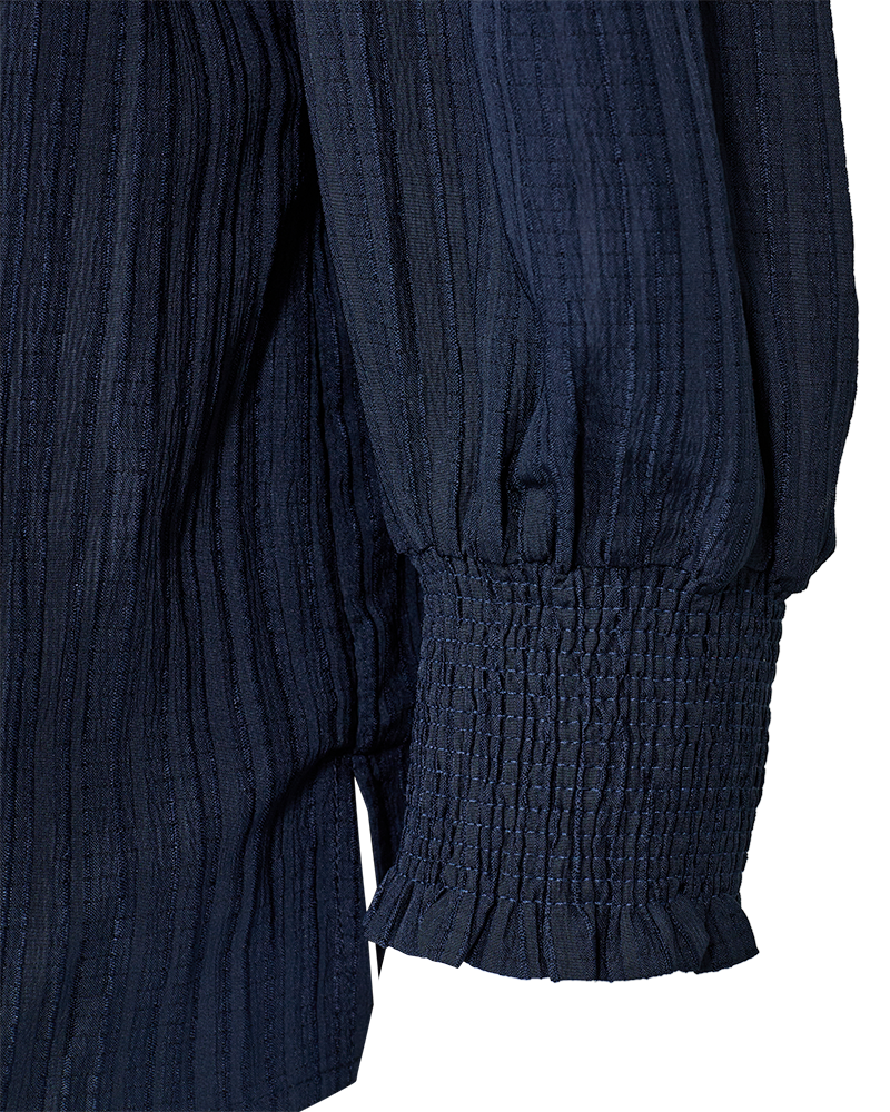 Blouse Freequent Fqgrsvalse Salute met lange mouwen en kraag, lichtgewicht en stijlvol voor dames.