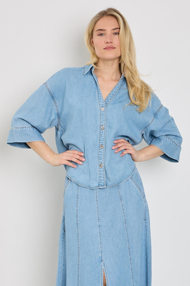 Freequent Blouse Fqmilo Light Blue Denim 207843 Stretchshop.nl