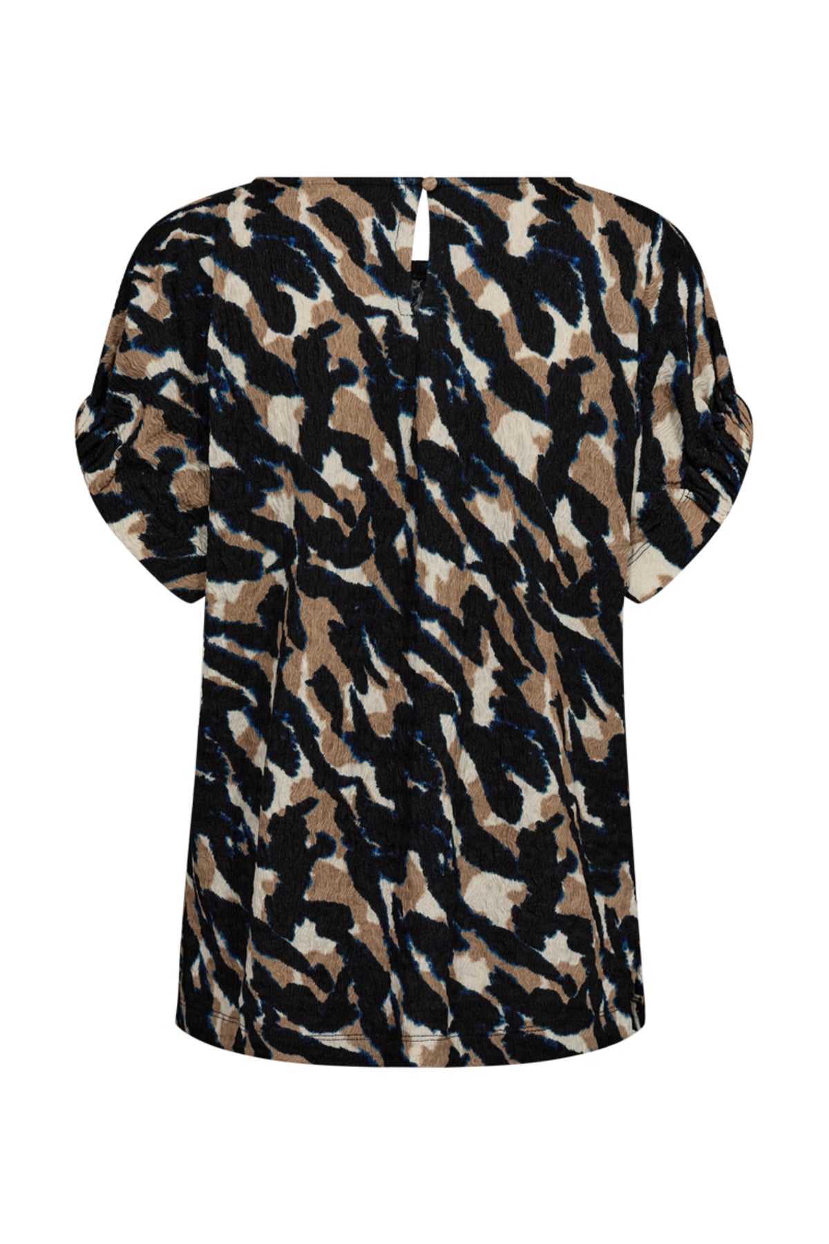 Zwarte blouse Fqnalia van Freequent met zilveren details en minkkleurige accenten, getoond op model.
