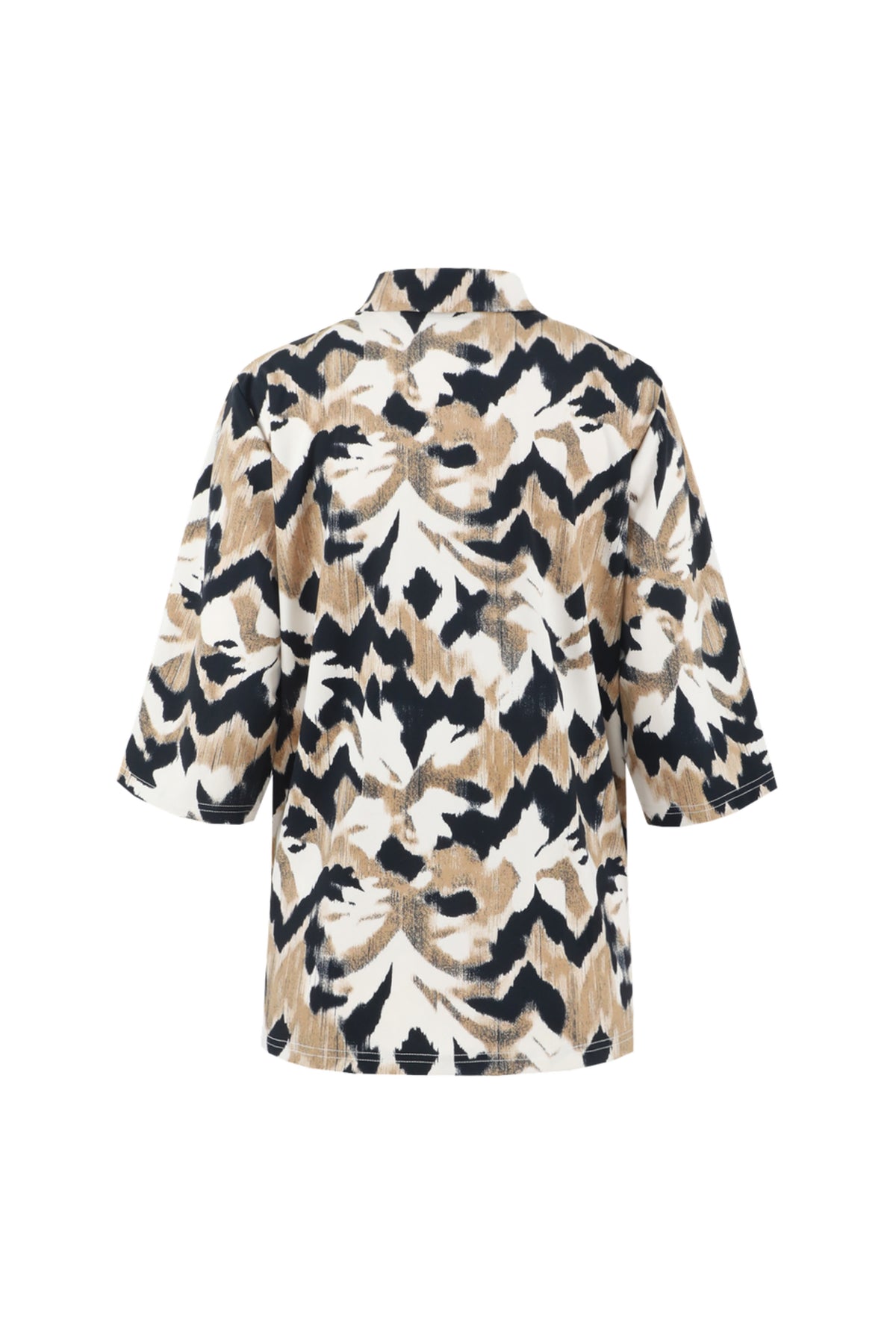G-maxx blouse Uma in licht camel en zwart, stijlvolle damesblouse met losse pasvorm en ronde hals.