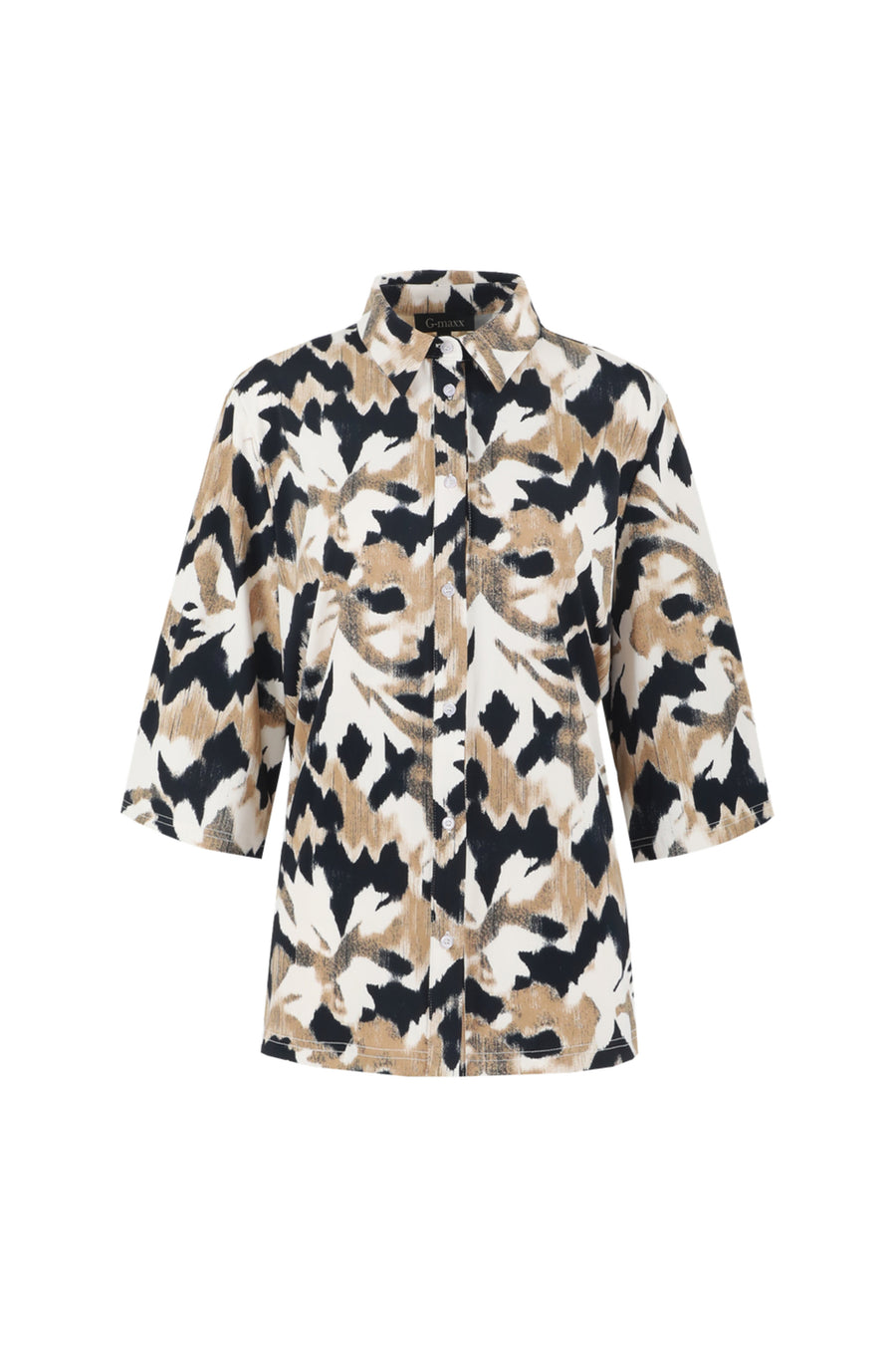 G-maxx blouse Uma in licht camel en zwart met lange mouwen en ronde hals, gedragen door een model.