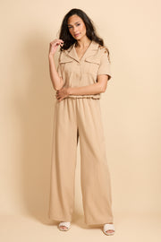 G-maxx Minou Kint camel broek met elastische taille en rechte snit, zichtbaar op de afbeelding.