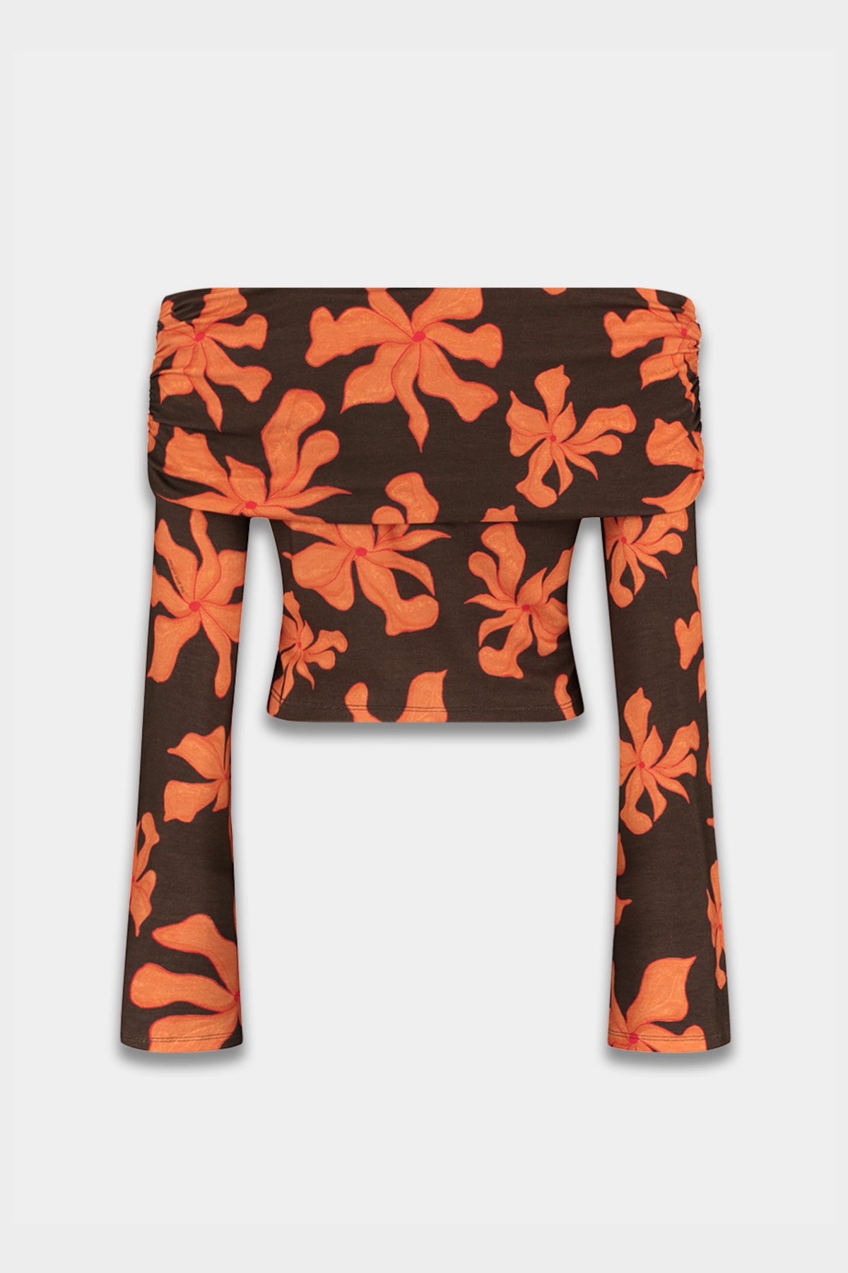 Oranje top Jesse Wild Flower van Harper & Yve, casual damesmode, getoond op een model met bloemenpatroon en korte mouwen.
