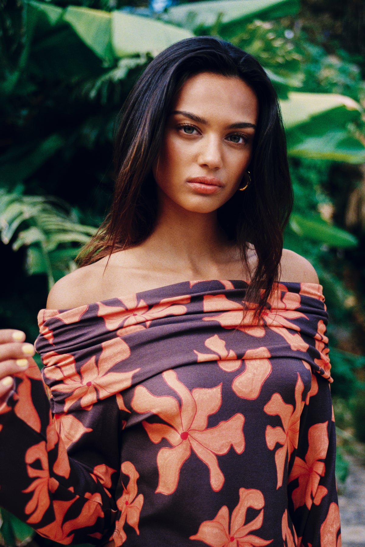 Harper & Yve Jesse Wild Flower oranje top met korte mouwen en bloemenprint, casual zomermode voor dames.