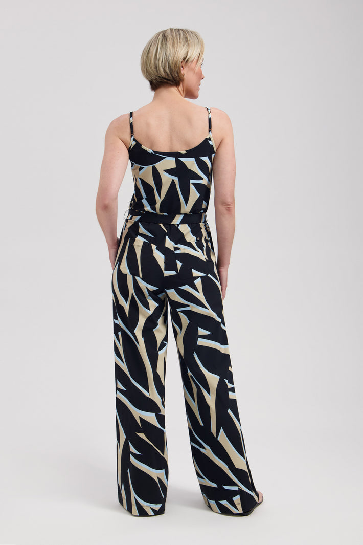 Ladendames Travel Jumpsuit Janna Leya print, volledige lengte, met wijde mouwen en comfortabele pasvorm.