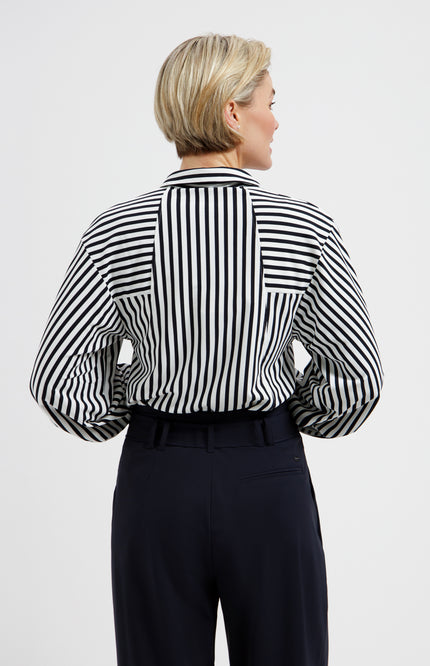 Lady Day Blouse Gem Blue Simple White L30-580-3031 Stretchshop.nl