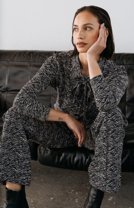 Maicazz Travel Blouse Raia Scratch Black Offwhite Stretchshop.nl