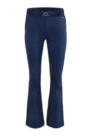 Donkere Maicazz & Zizo Travel Broek Maro Spot Wave met elastische taille en comfortabele pasvorm, geschikt voor reizen en casual wear.