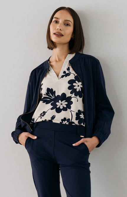 Maicazz Travel Top Losina Blue Flower Stretchshop.nl