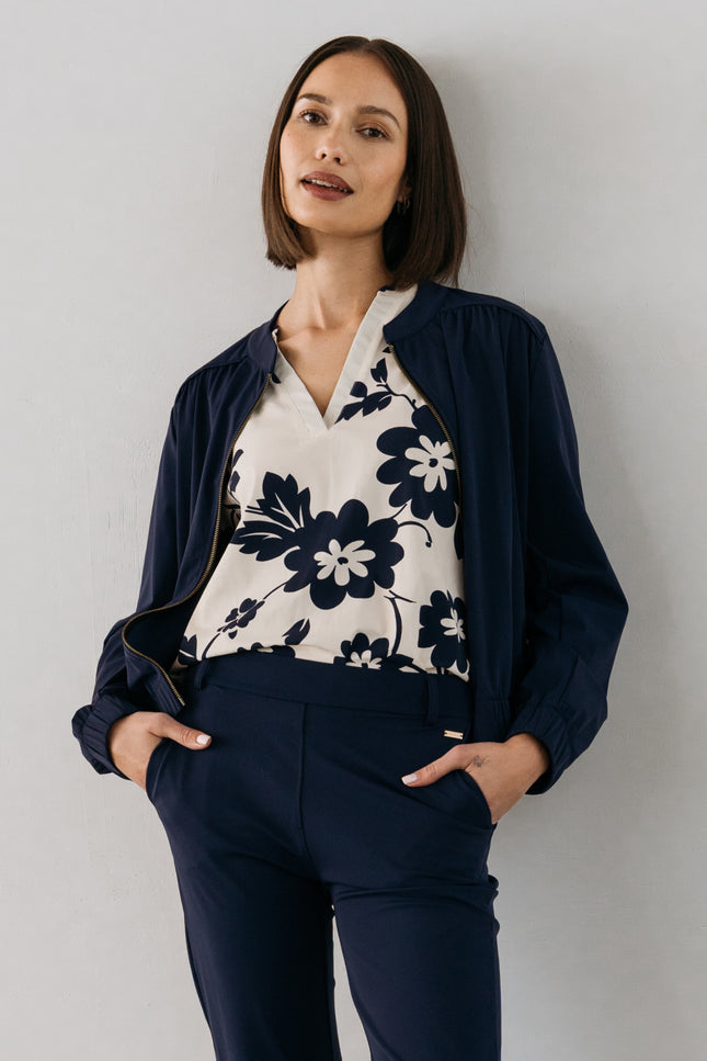 Maicazz Travel Top Losina Blue Flower Stretchshop.nl