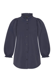 Navy blauwe Travel blouse met ballonmouwen van Mi Piace, elegante dames overhemd voor reizen en casual dragen.