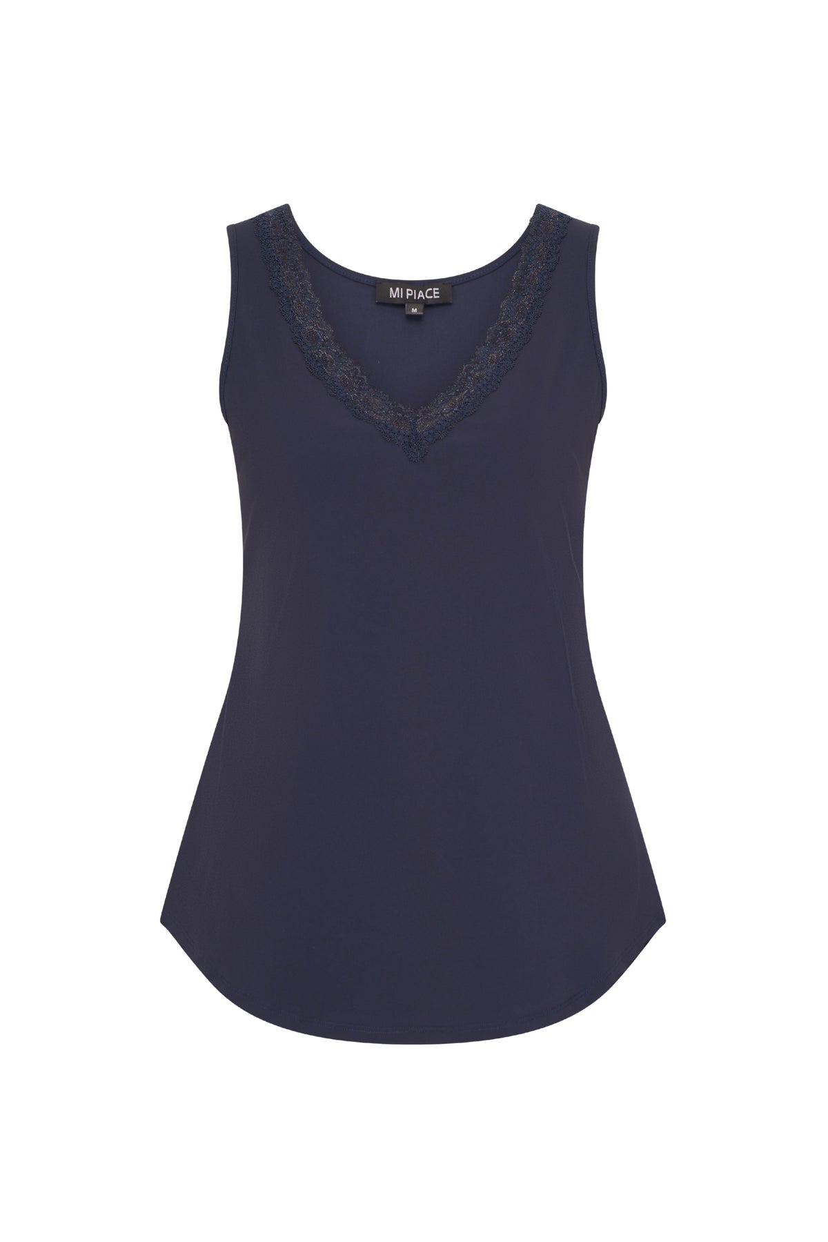 Navy blauwe Travel Top van Mi Piace, zichtbaar met ronde hals en comfortabele pasvorm, geschikt voor reizen en casual dragen.