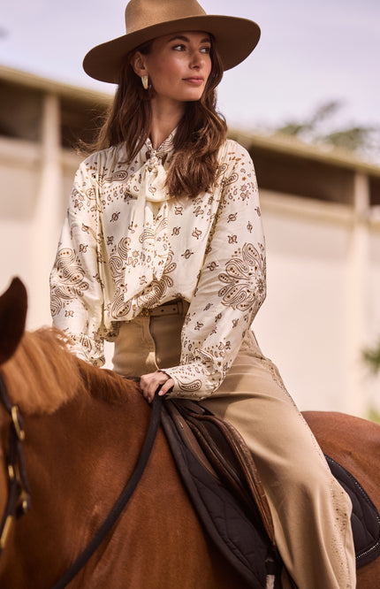 Blouse Angie Tie Paisley Offwhite Toffee NKF02201