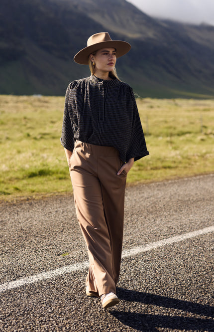 Nukus Broek Seme Camel NKF09018 Stretchshop.nl