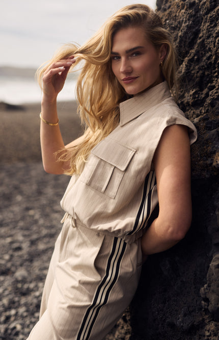 Nukus Gilet Veerle Stripe Sand NKF08006 Stretchshop.nl