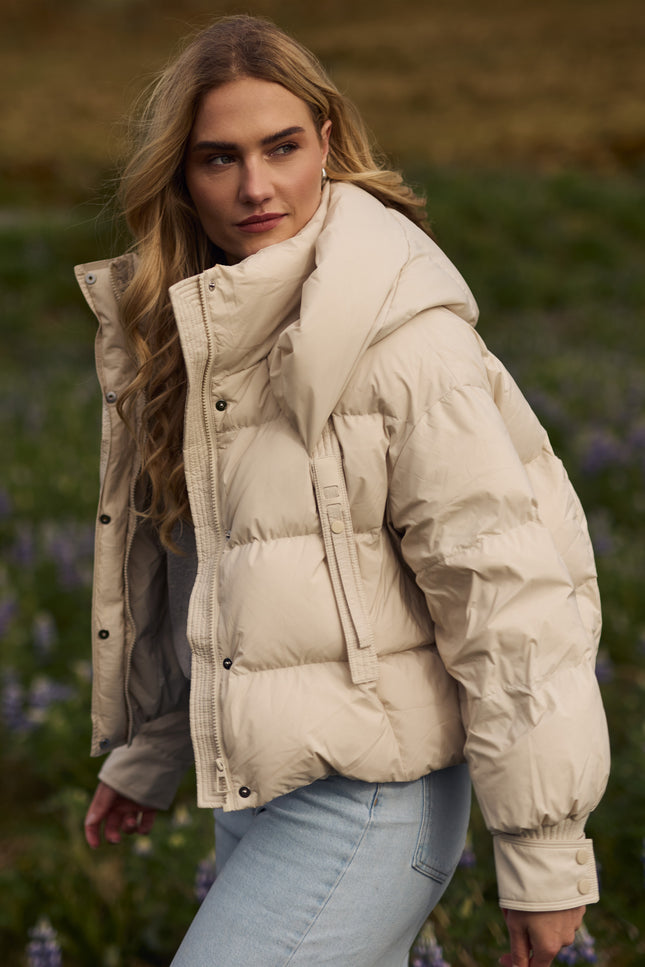 Nukus Jacket Emilia Sand NKF13075 Stretchshop.nl