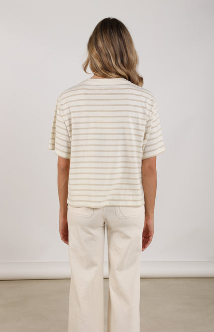Nukus T-shirt Saartje Stripe Offwhite Gold NKS04030 Stretchshop.nl