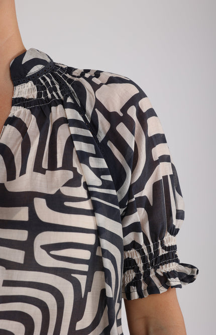 Nukus Top Carolina Offwhite Navy NKS01057 Stretchshop.nl