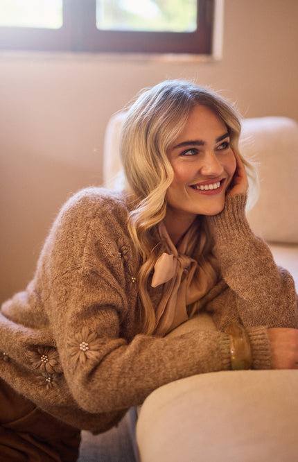 Trui Konstanza Flower Taupe NKF03046