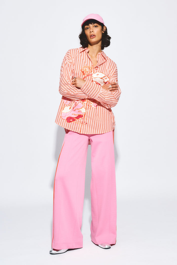 Oranje gestreepte blouse van POM Amsterdam in poplin stof, casual en stijlvol voor dagelijks gebruik.