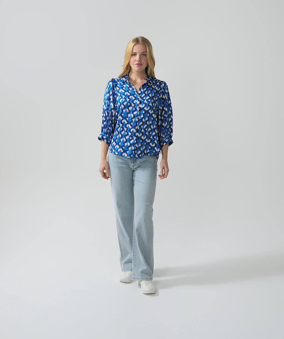 Video laden: Blouse Big Sleeve Utopia Fantasy Print SP25.14017
