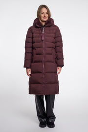 Rino & Pelle Hudson Fudge mantel met capuchon en knopen, warme en stijlvolle winterjas voor dames.