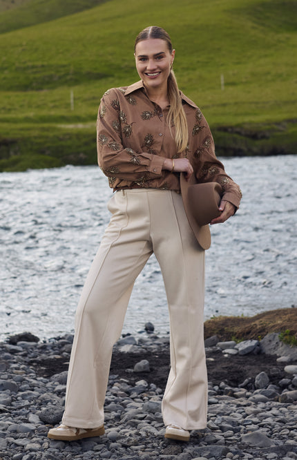 Nukus Broek Jill Scuba Offwhite NKS09008 Stretchshop.nl